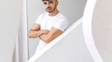 وفاة مفاجئة  أحمد مصطفى بسبب التهاب رئوي حاد